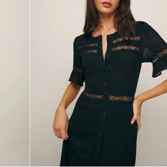 Reformation black lace dress - Picture 2 of 3